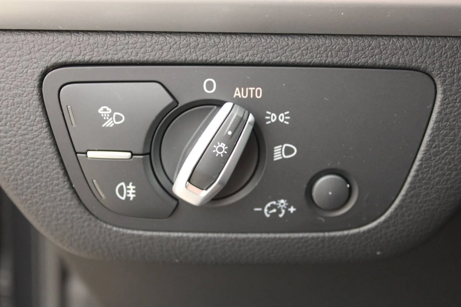 audi q5 40 tdi quattro s-tronic *led, navigacija* - slika 14