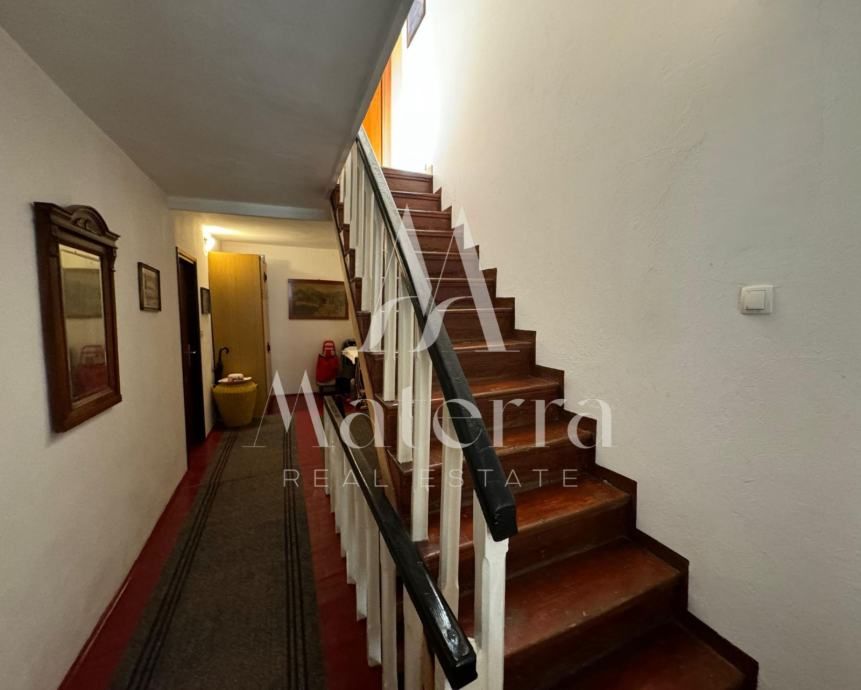 dvoetažni stan u centru šibenika/dolac – 95 m² - slika 8