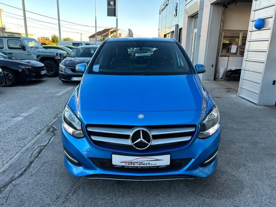 mercedes-benz b200cdi - 2015 - 120000km - servisna - garancija - reg1g - slika 3