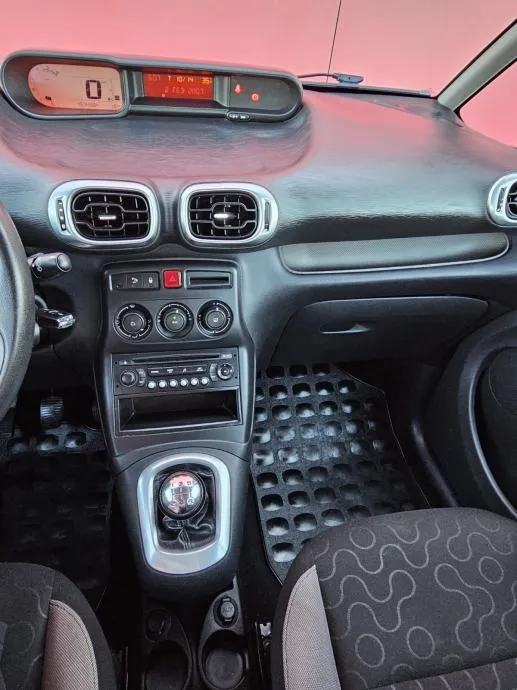 citroën c3 picasso 1,6 hdi, 2011 g. 157000 - slika 14