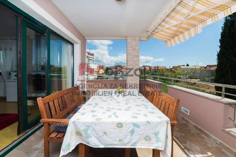 zadar-višnjik, samostojeća katnica sa 5 apartmana - slika 11