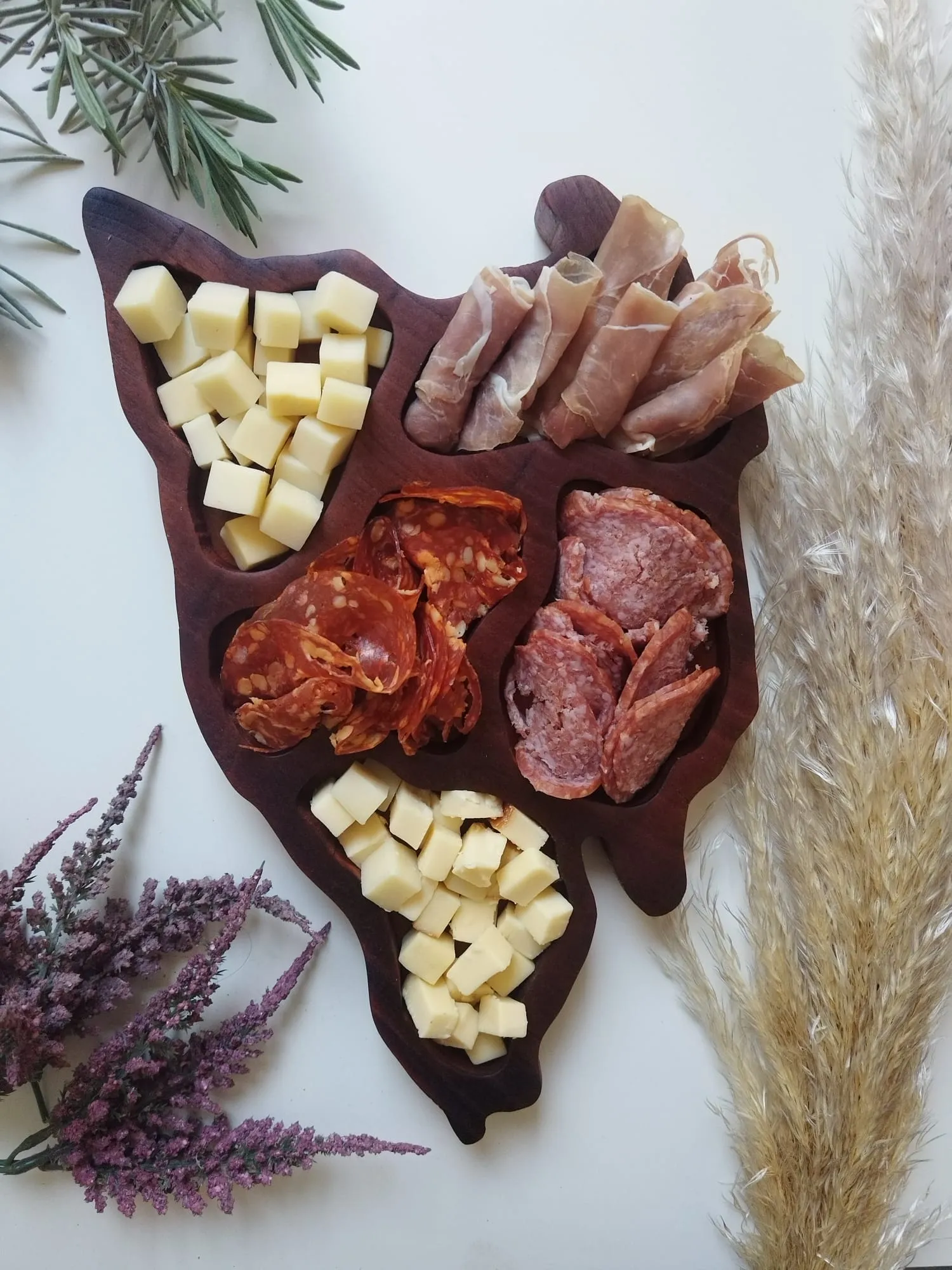 daska/pladanj za posluživanje hrane - istra - slika 3
