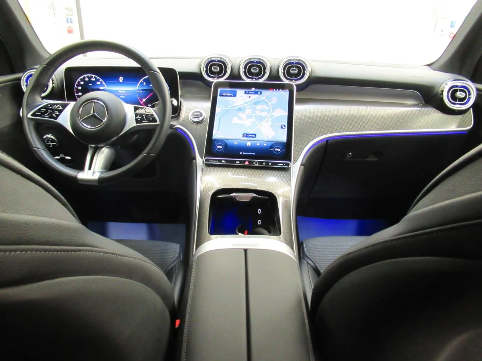mercedes-benz glc 220 d 4matic avantgarde advanced plus - slika 14