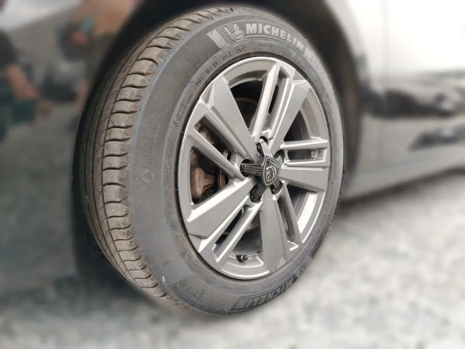 peugeot 308 sw 1,5 active business - slika 6