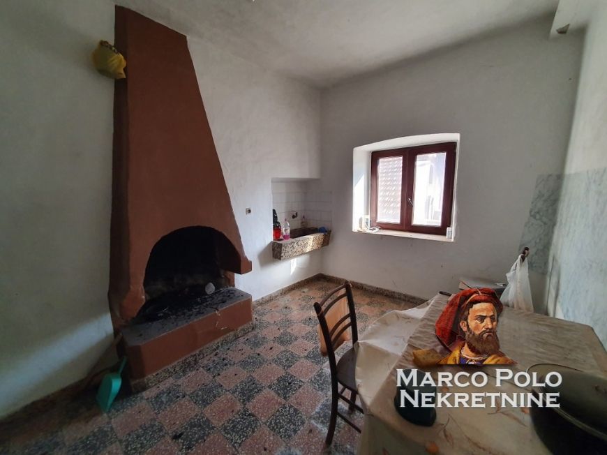 prodaje se kuća za adaptaciju! - slika 9