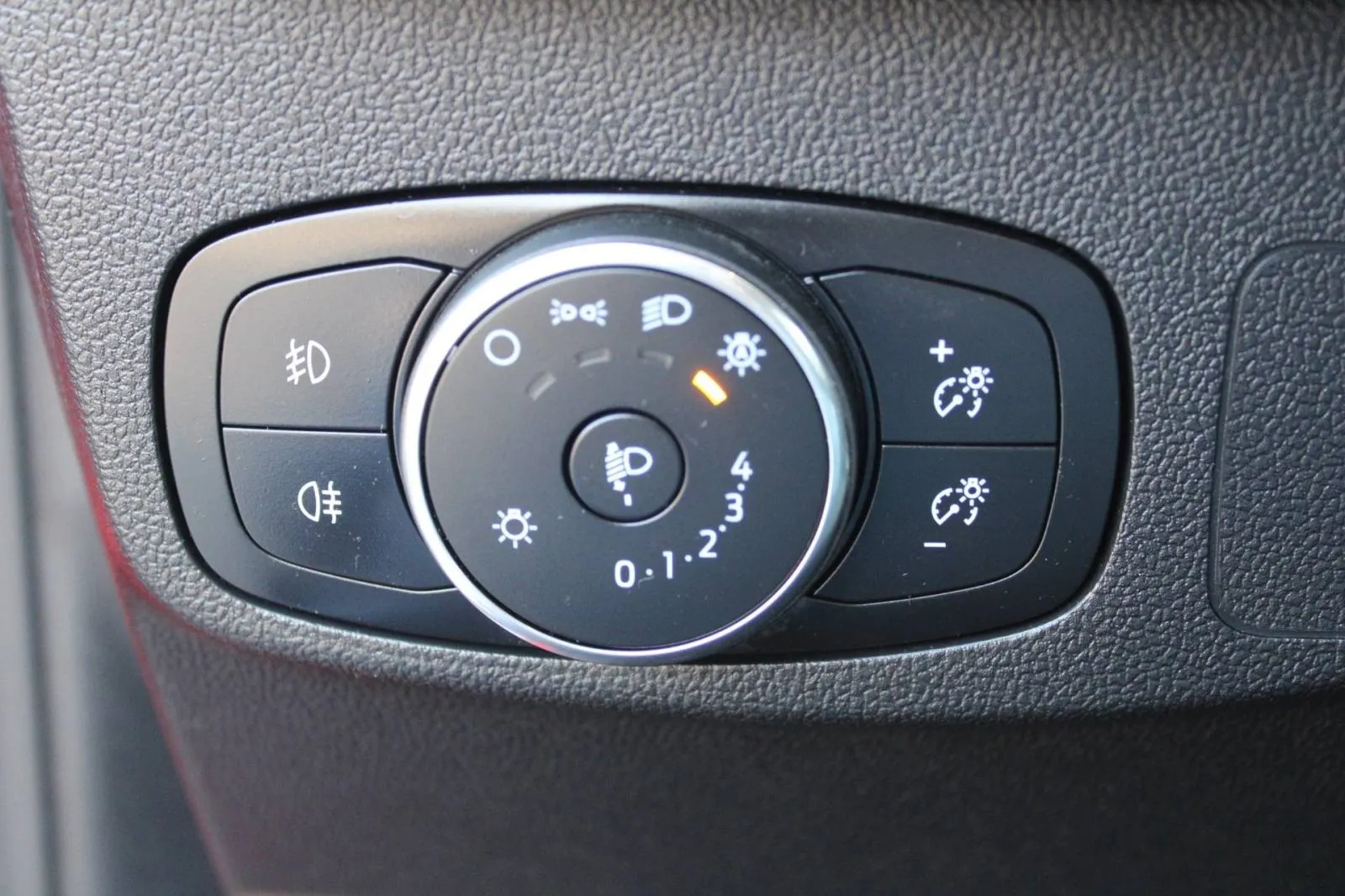 ford focus karavan active 1.0 ecoboost *led, navigacija* - slika 9