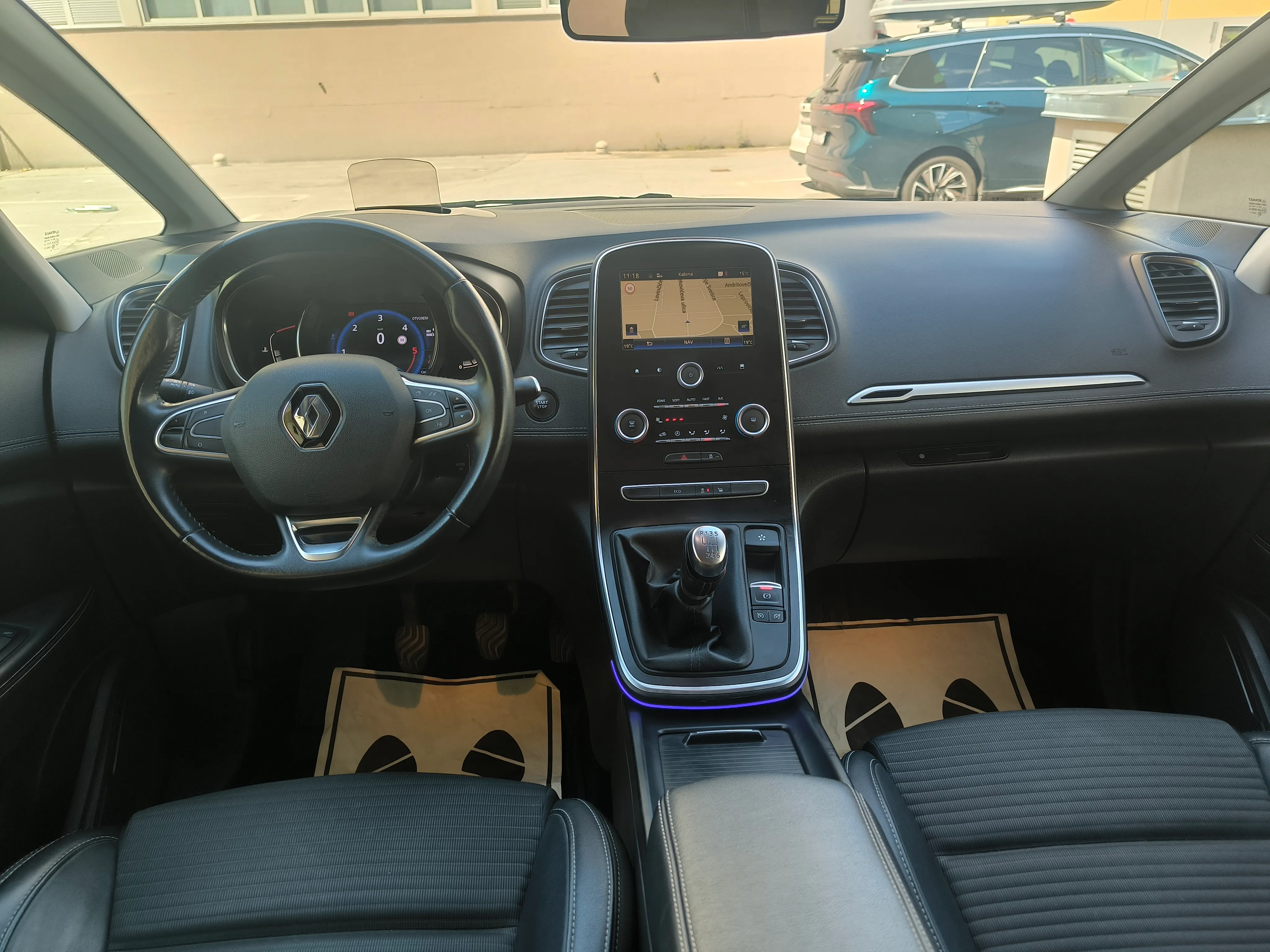 renault scenic 1,5dci, intens, full led, kamera, ekstra stanje - slika 22