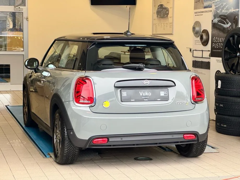 mini cooper se automatik - slika 4
