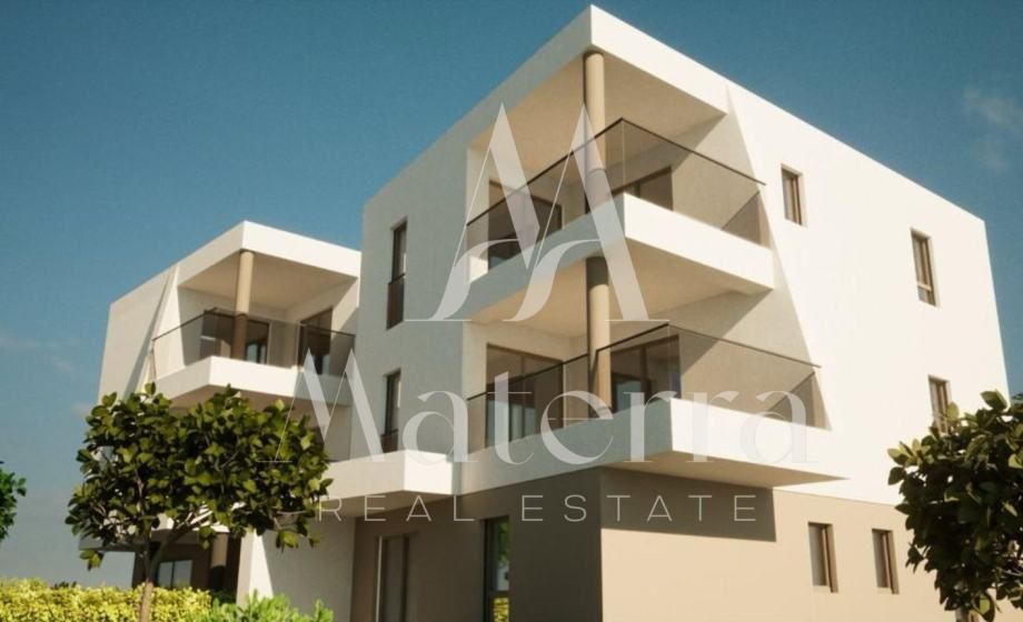 vodice, stan s7 - 81,50m2, terasa, 2. kat, 400m od plaže - slika 2