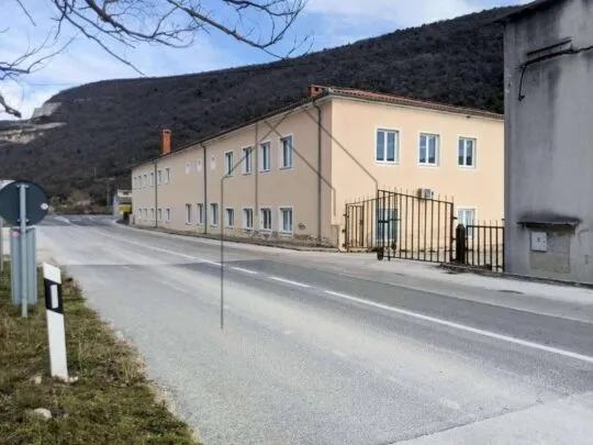 istra, labin, okolica, poslovno-stambena zgrada 3.700 m² - slika 3