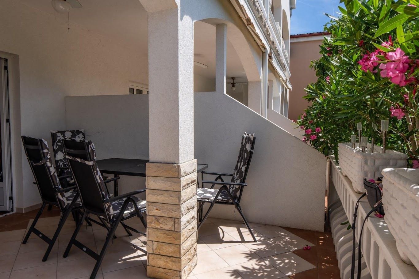 apartman 2+1 vir 🏖️ - slika 8