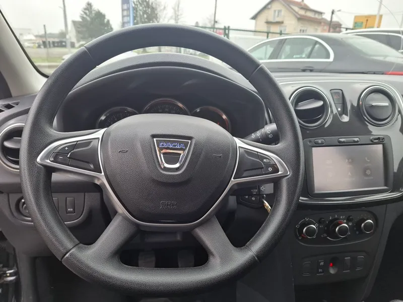 dacia sandero 0,9 tce 90ks*klima*navigacija* - slika 11