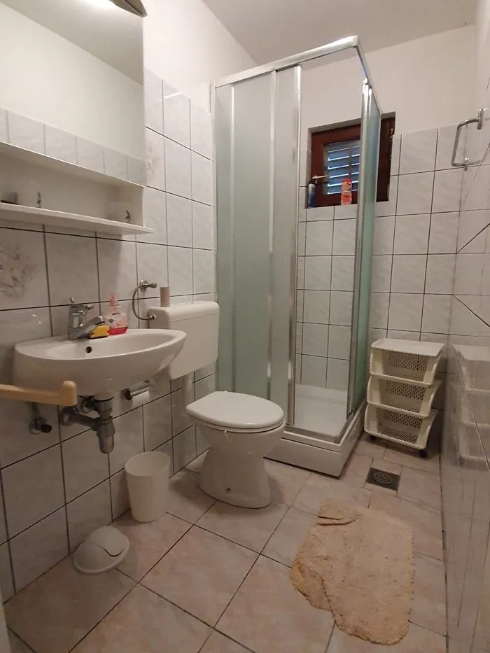 kuća: poreč, 150 m2, kuća u nizu, širi centar (prodaja) - slika 11