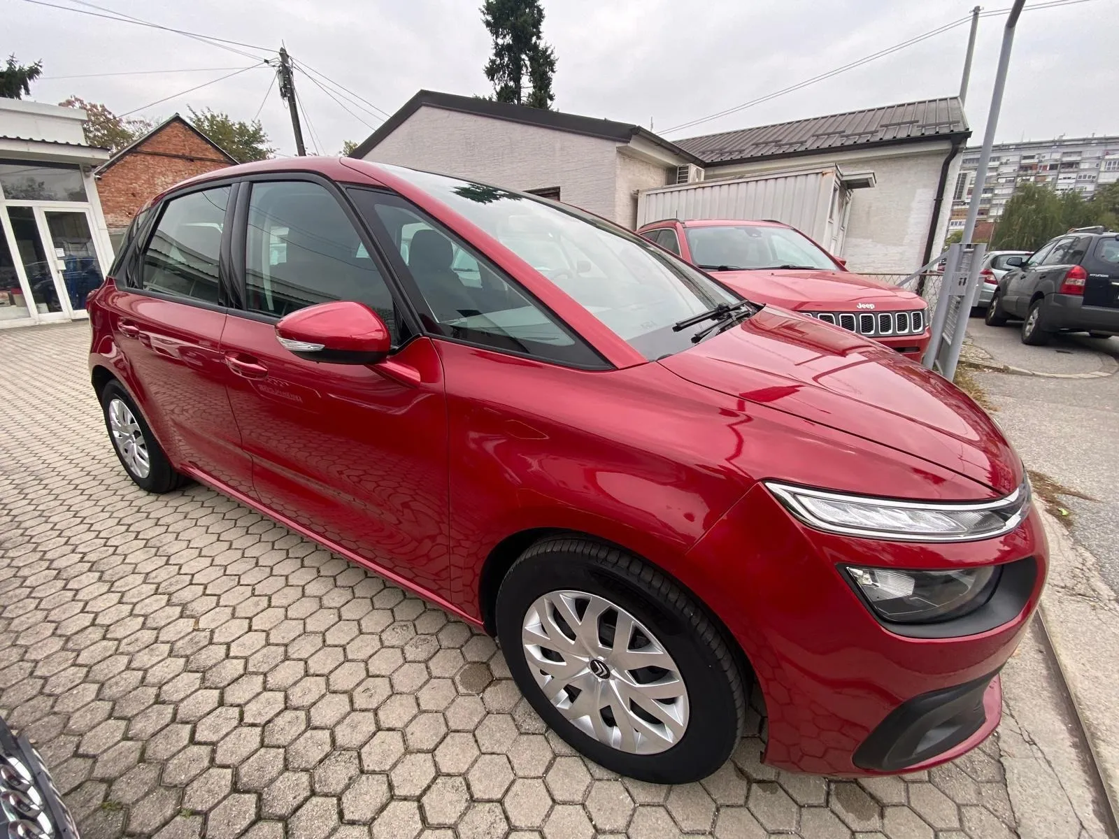citroën c4 picasso 1.5 bluehdi, tempomat, klima, 4x garancija!!! - slika 6