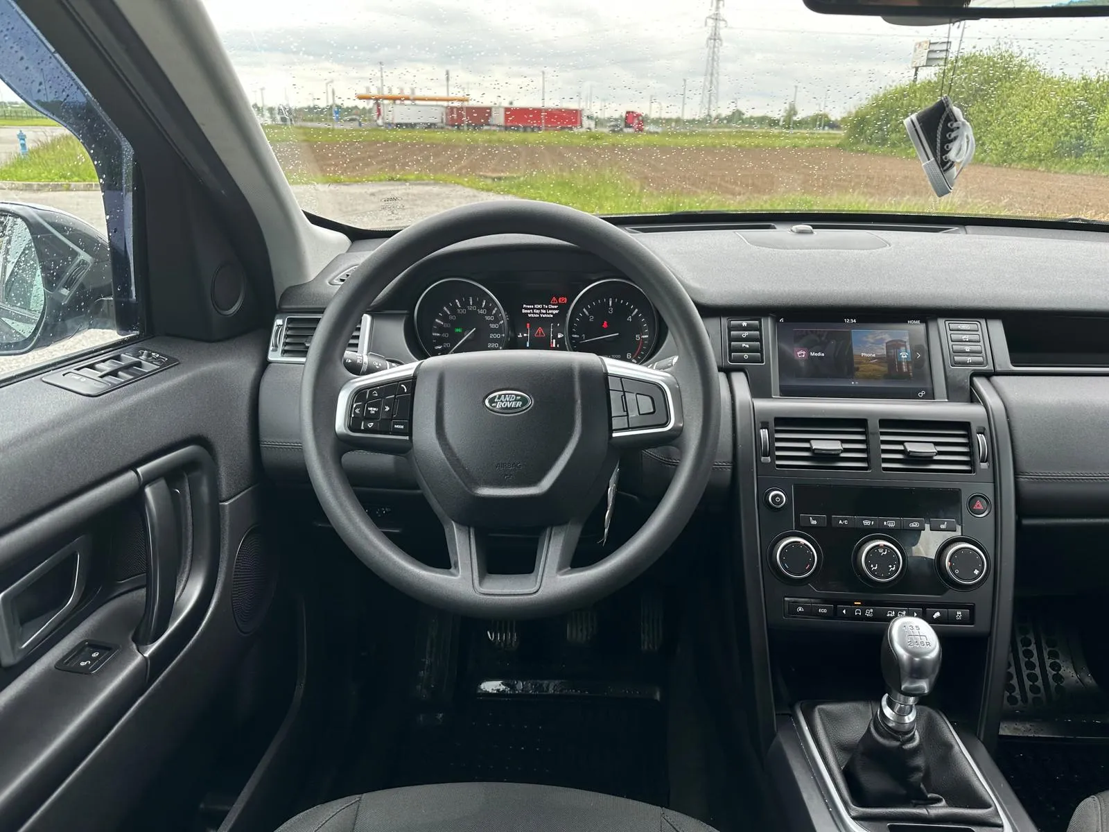 prodajem land rover discoveri sport - slika 12