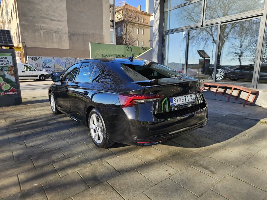 škoda octavia sportline 1,5 tsi - slika 4