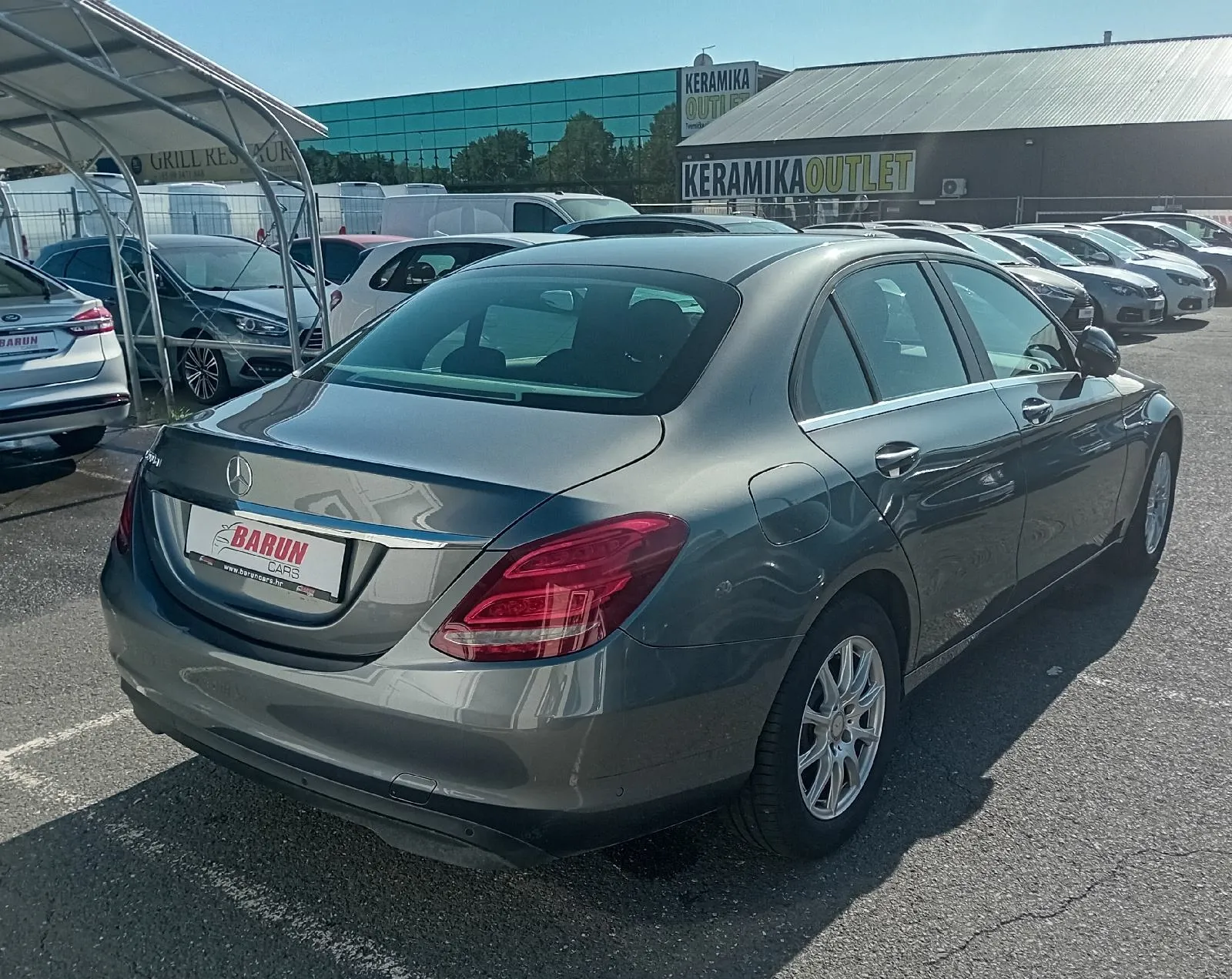 mercedes-benz c-klasa 200 d,do 2 godine jamstva,u sustavu pdv-a. - slika 2