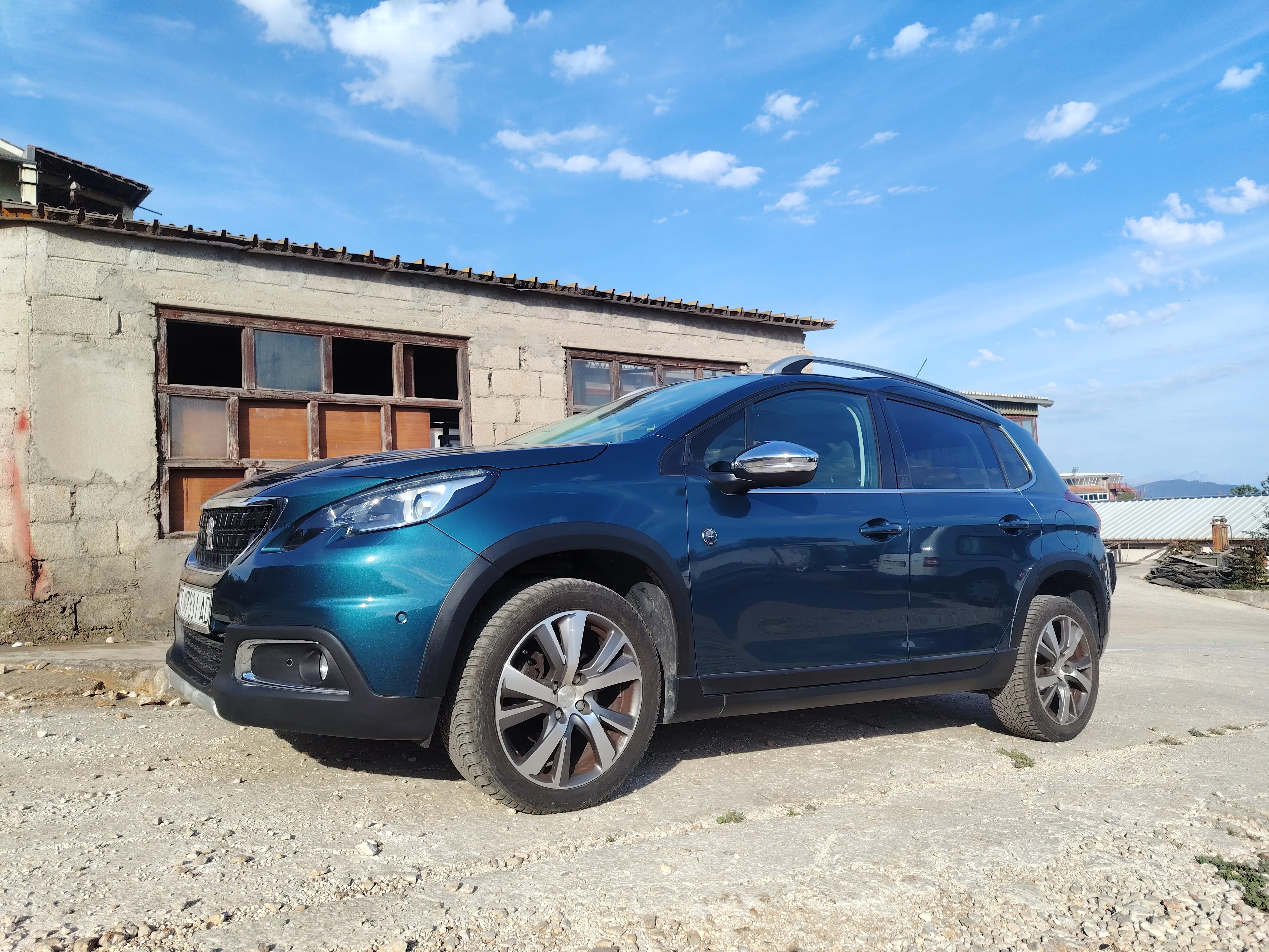 prodajem peugeot 2008 bluehdi - slika 3