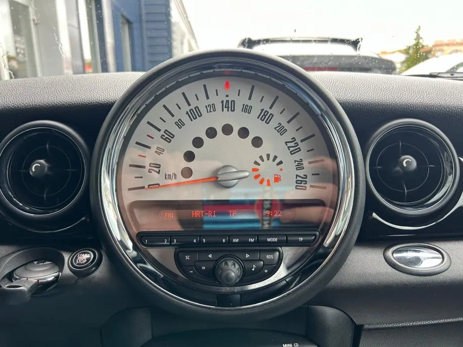 mini one 1.6 - 2013 - 120000km - servisna - garancija - reg.1.god. !! - slika 17