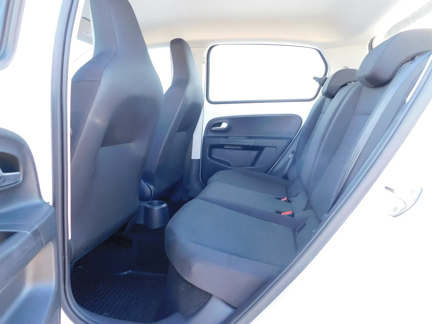 08106 volkswagen up! 1.0 - slika 9