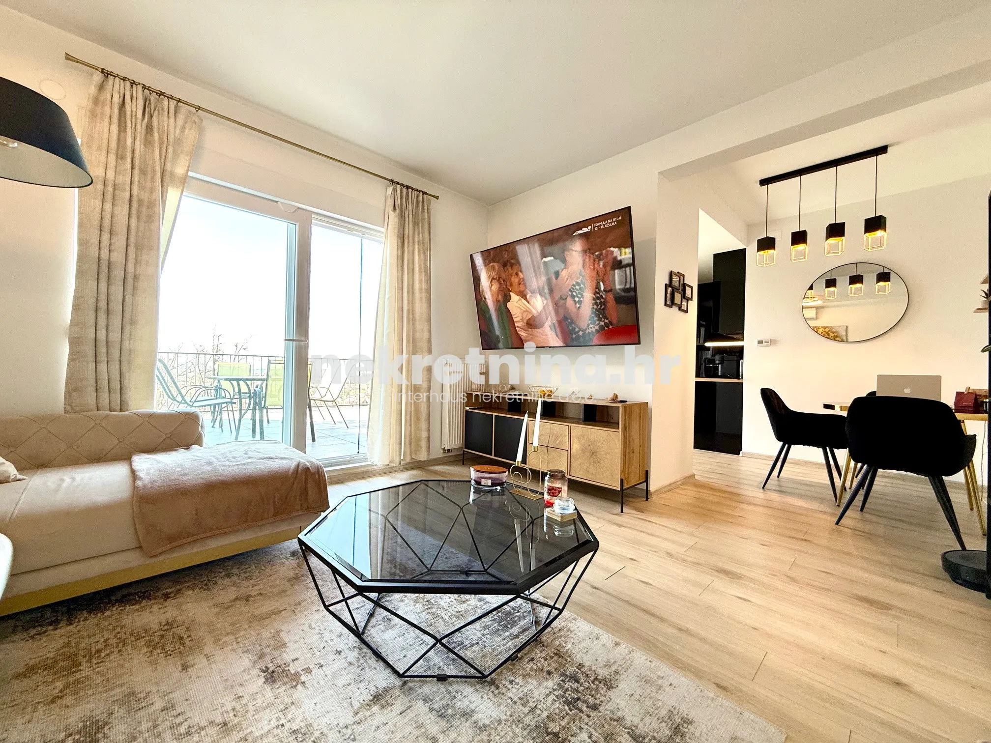 prodaja - trosobni stan - gornja dubrava - oporovec - 87m2 - slika 2