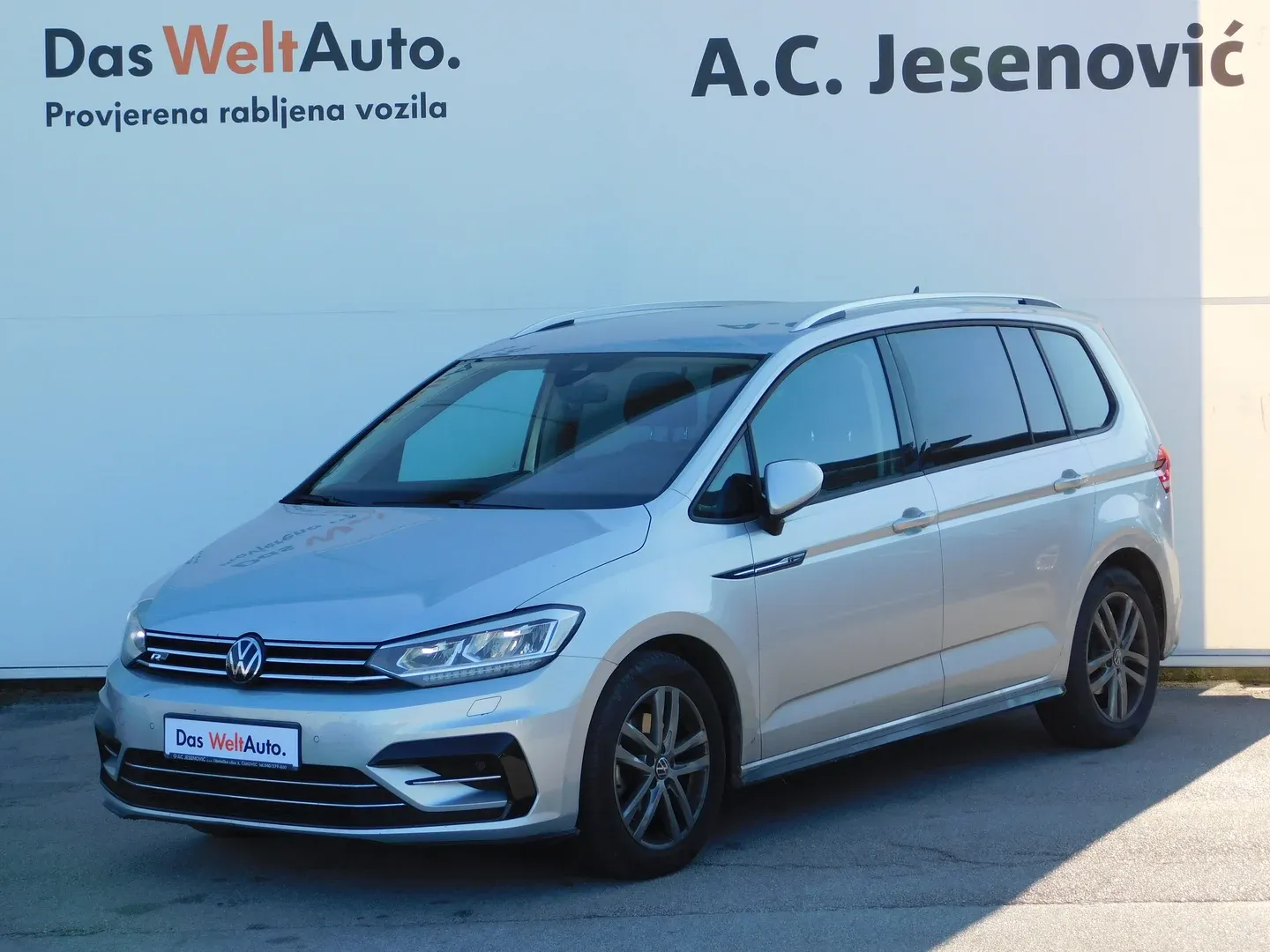 10135 Volkswagen Touran 2.0 TDI DSG R-line - Čakovec