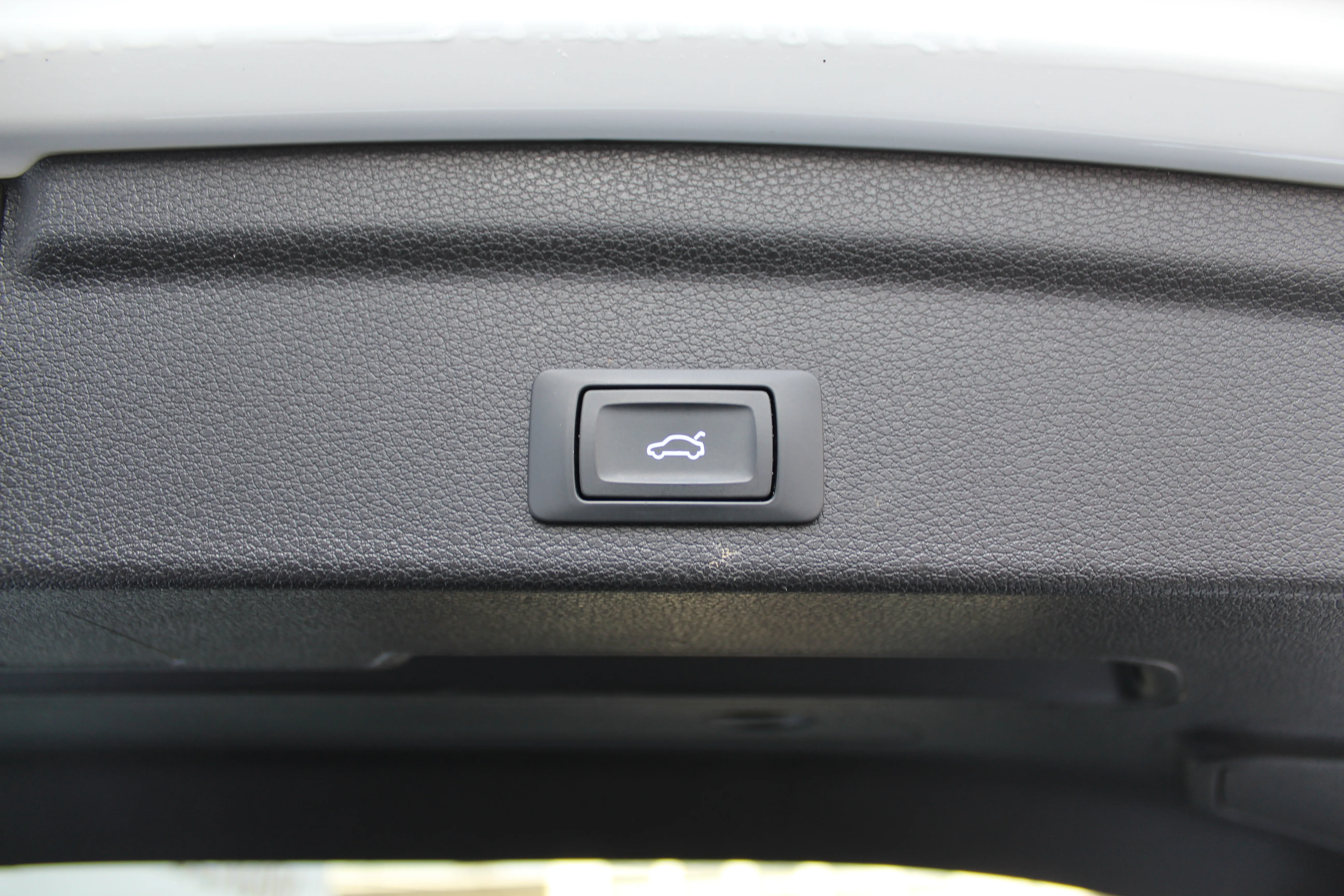 13103 audi q3 sb 35tdi s tronic - slika 18