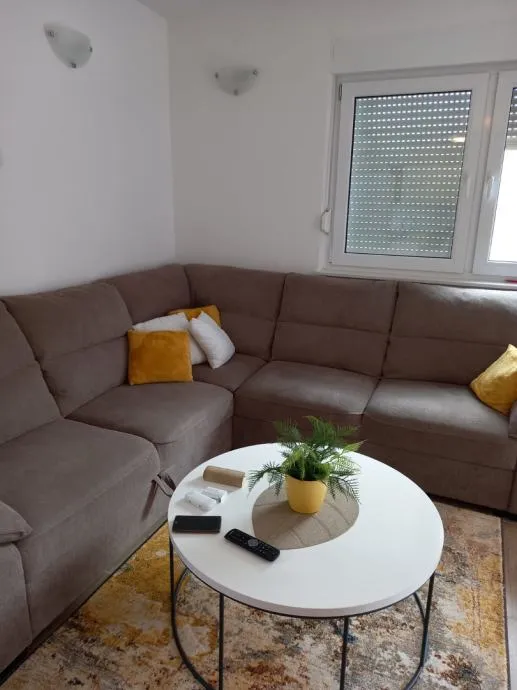 vir, nova kuća s dva stana (188m2), 300 metara do plaže (prodaja) - slika 7