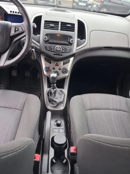 chevrolet aveo 1,2 ,2013. 82000 km , kartice 24/36 rata - slika 9