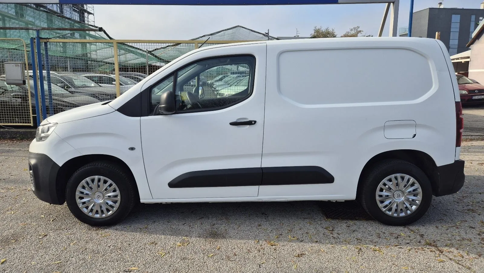 citroen berlingo 1.5 bhdi, odlično stanje, garancija na vozilo - slika 11