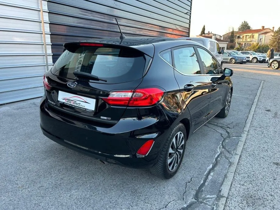 ford fiesta 1,0 hybrid - 2022 - 123 ks - 90.000km - servis-reg.1.god. - slika 5