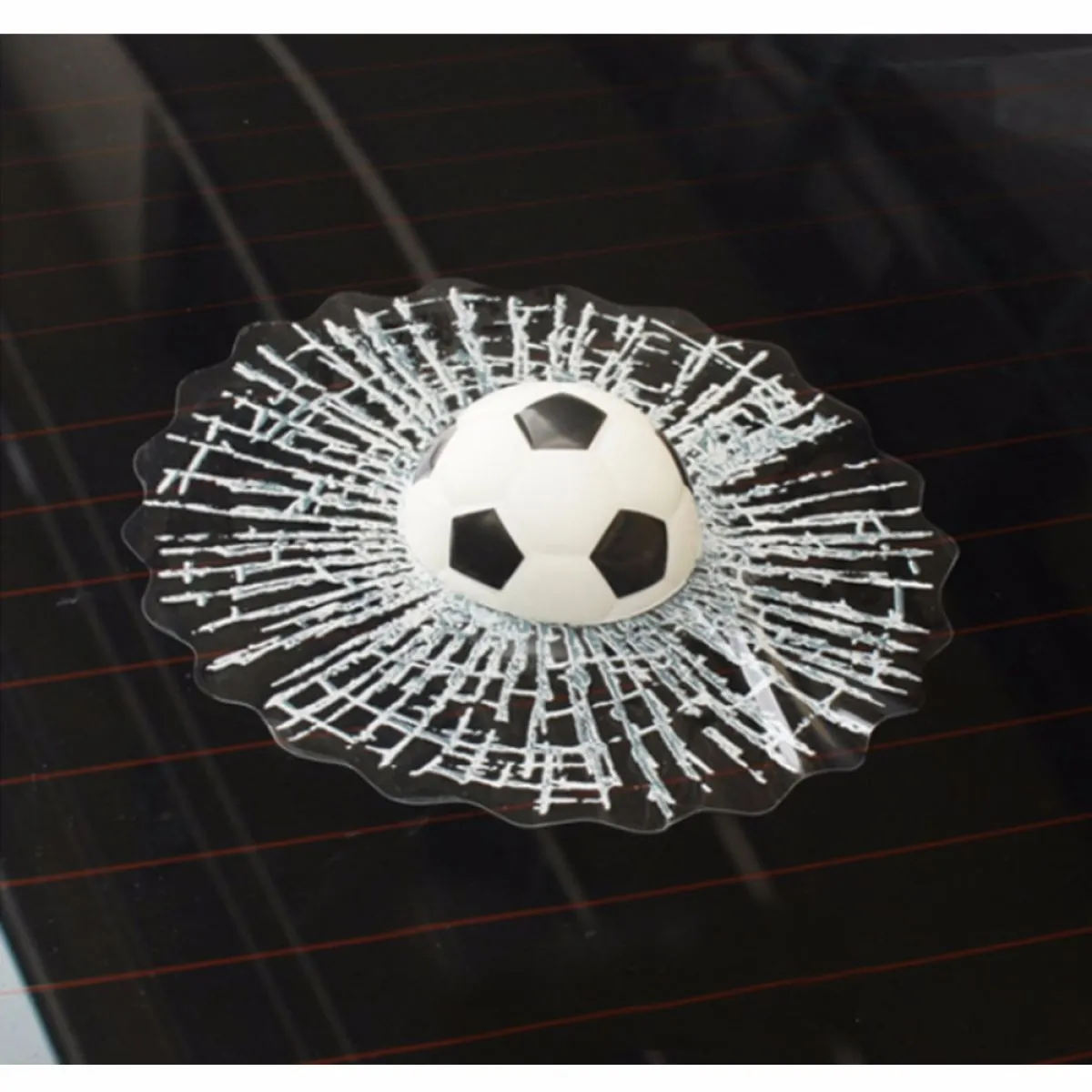 cool 3d auto naljepnica- nogometna lopta- razbijeno staklo - slika 3