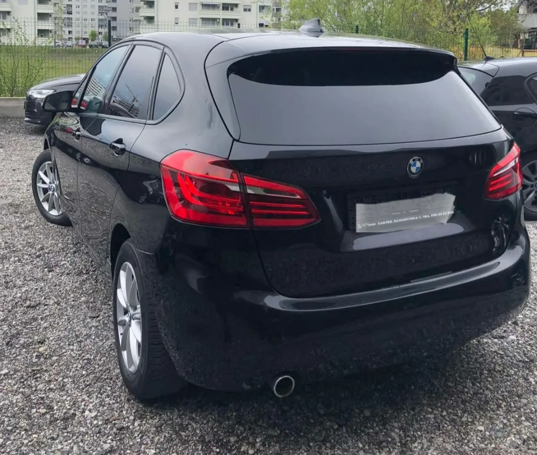 bmw 2 a.tourer 216d koža navi top stanje - slika 5