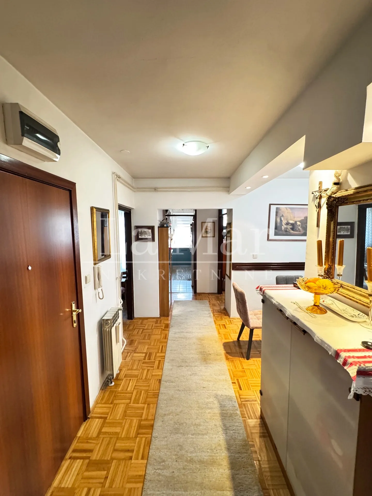 lanište- četverosoban stan- 77 m2 - slika 15