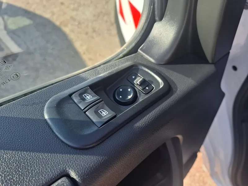 renault master 2.3 dci*130ks*klima*kiper*2+1*kuka za vuču* - slika 15