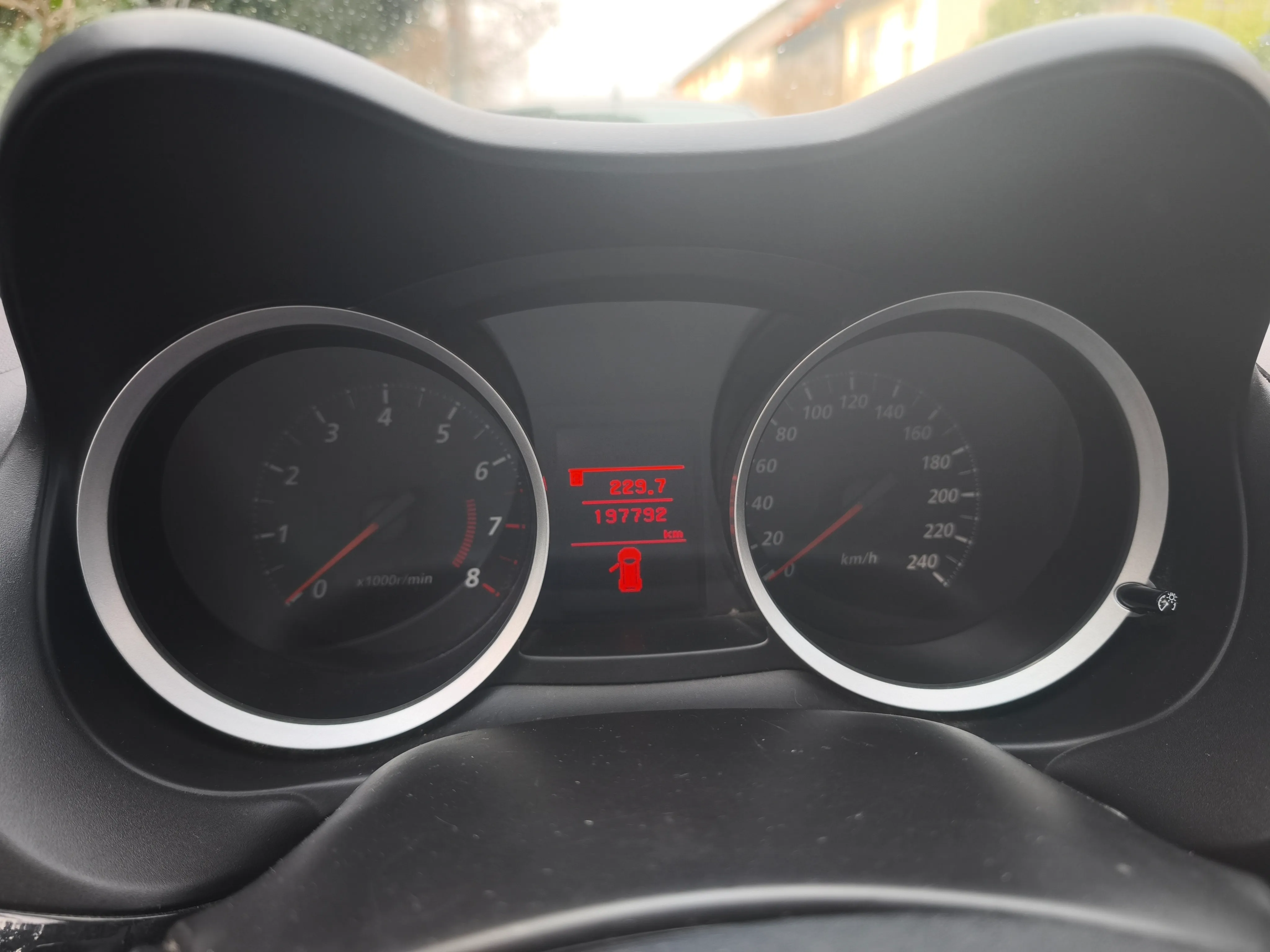 mitsubishi lancer 1.6 2016 - slika 6
