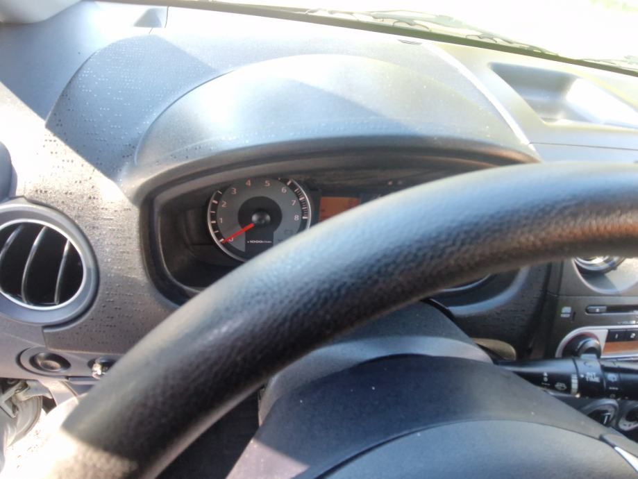 mitsubishi colt 1,3 motion pocinčan 1 vl.1 lak nov kartice do 36 mj - slika 6