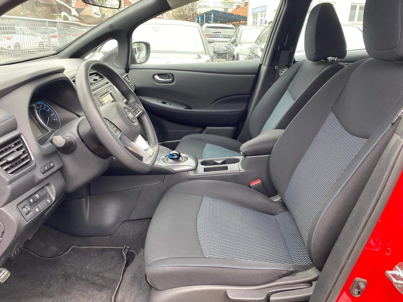 nissan leaf 40 kwh automatik, navi, kamera, 4x garancija!!! - slika 9