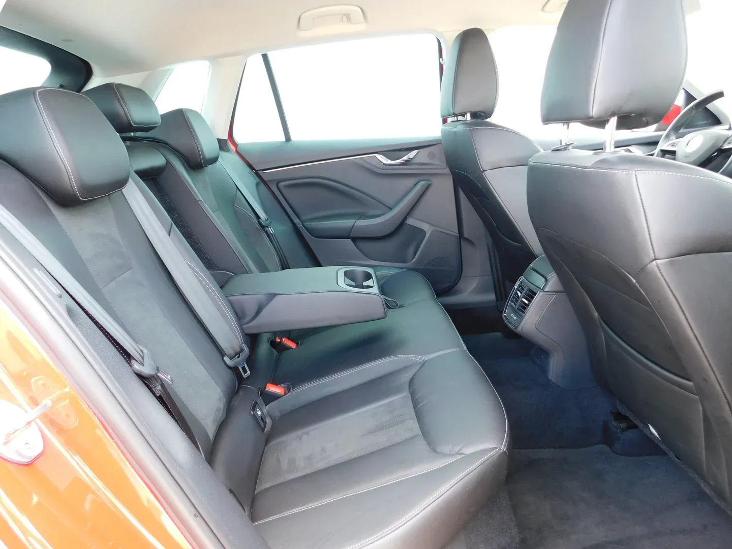 12459 škoda kamiq style 1.0 tsi dsg - slika 12