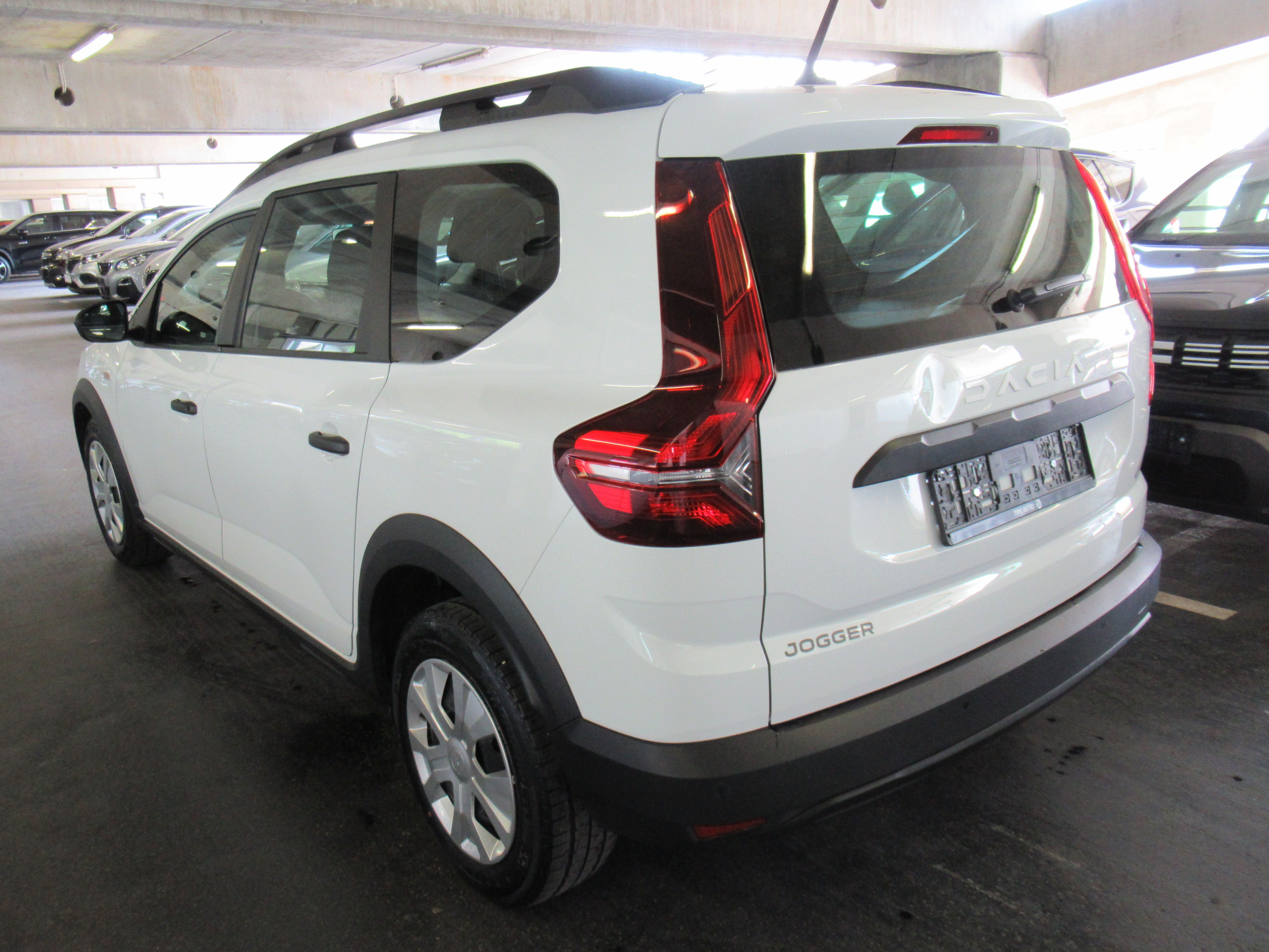 dacia jogger tce 110 essential. 1.vlastnik - slika 4