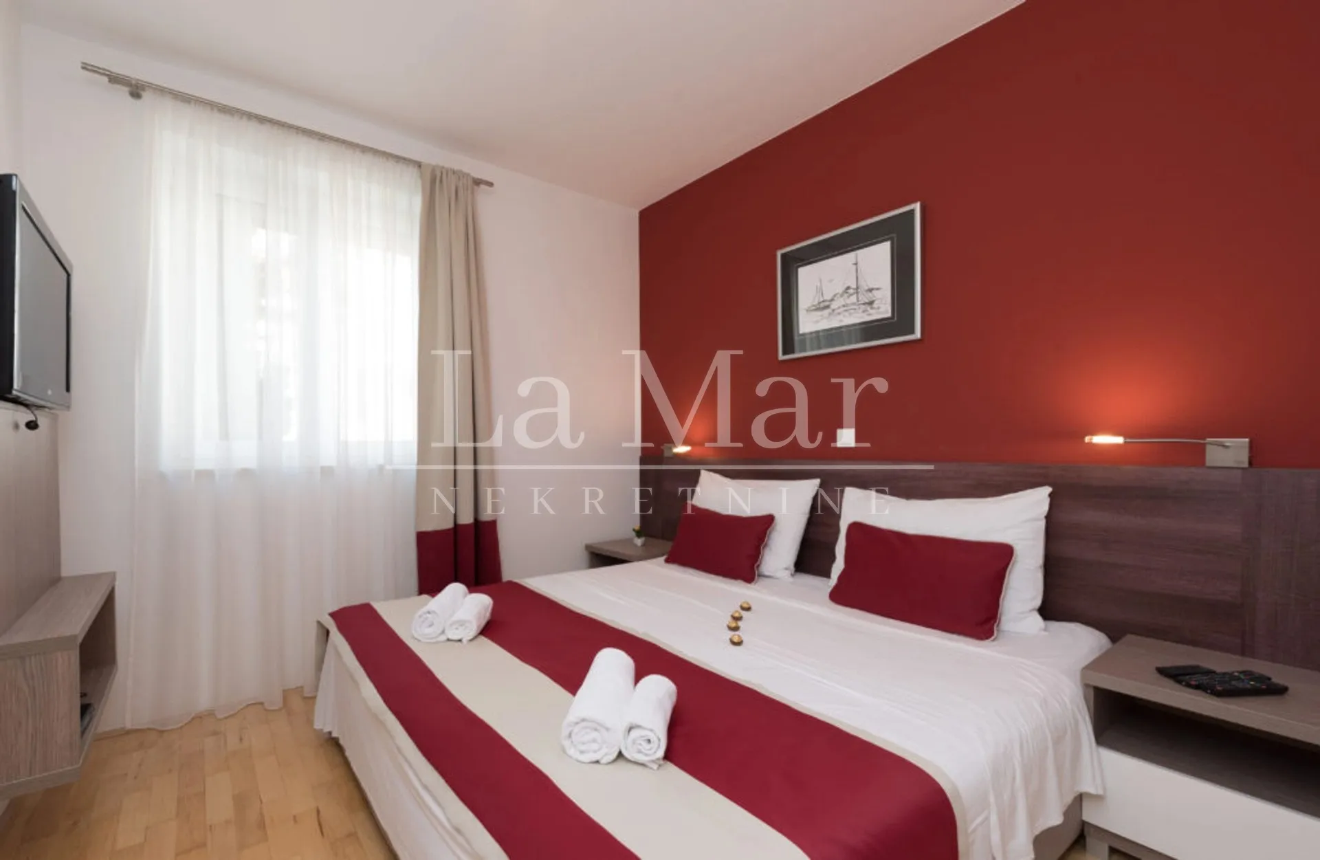 novalja- prvi red do mora- apartman u vili - 81.04 m2 - slika 11