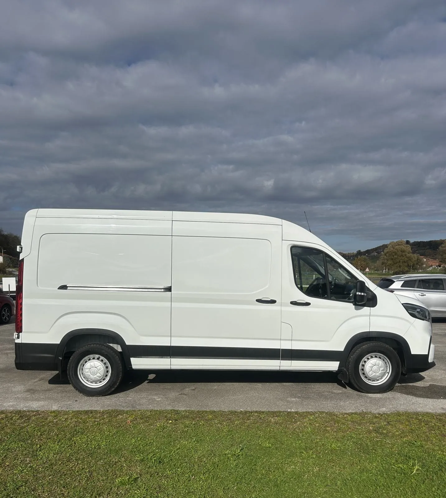 maxus deliver 9 - 2.0 - slika 3
