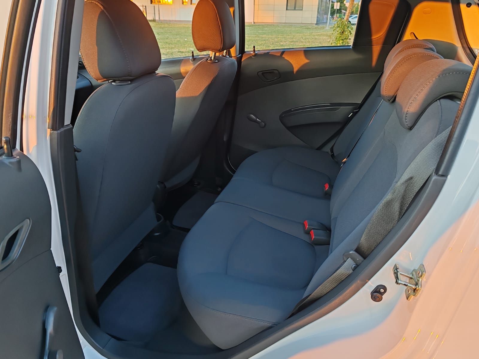 chevrolet spark 1,0 16v, 2012 g. 56000 km - slika 9