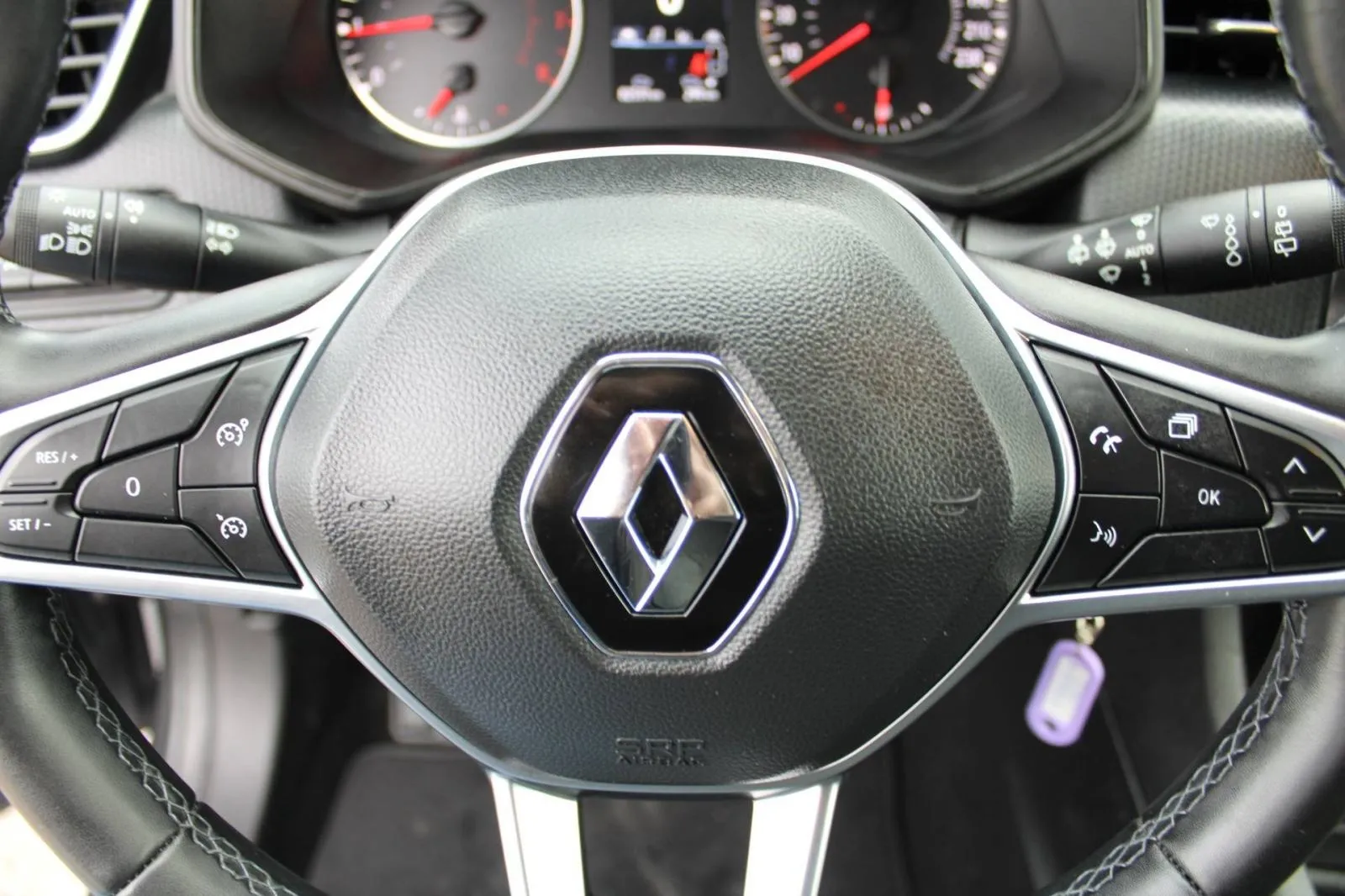renault clio 1.0 tce equilibre - slika 13