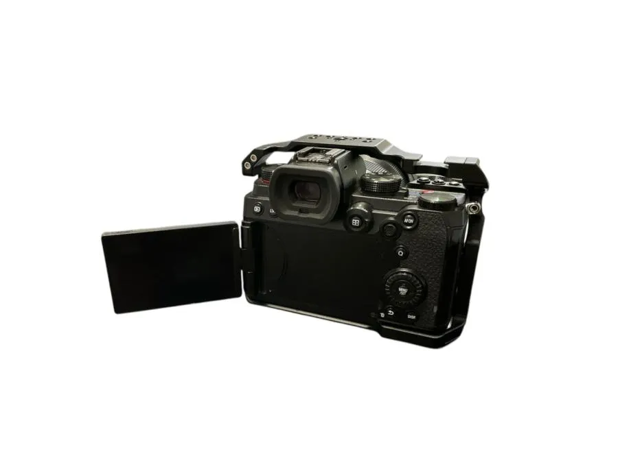 panasonic kit lumix s5 + lumix 20-60mm f/3.5-5.6 / r1, rate! - slika 4