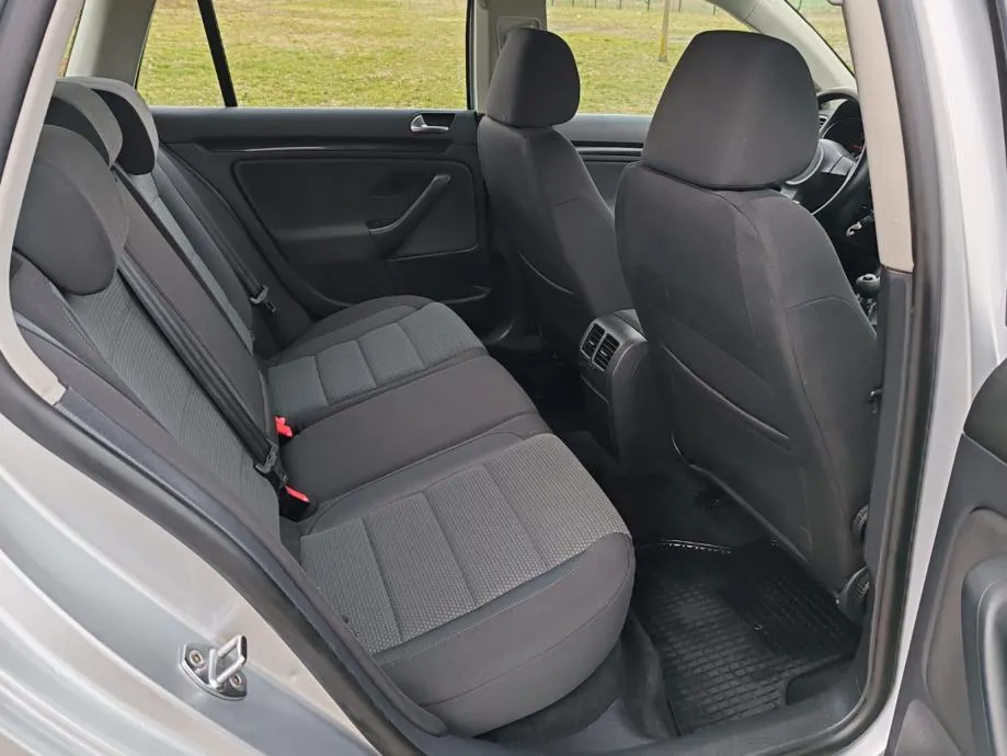 vw golf 6 variant 2,0 tdi, 2011g. 217000 km, kartice 24/36 rata - slika 9