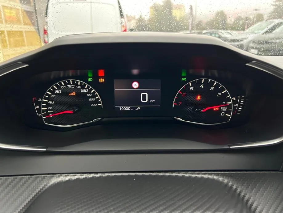 peugeot 208 style 100 - 2025 - 19.000 km - jamstvo - gratis reg. - slika 24