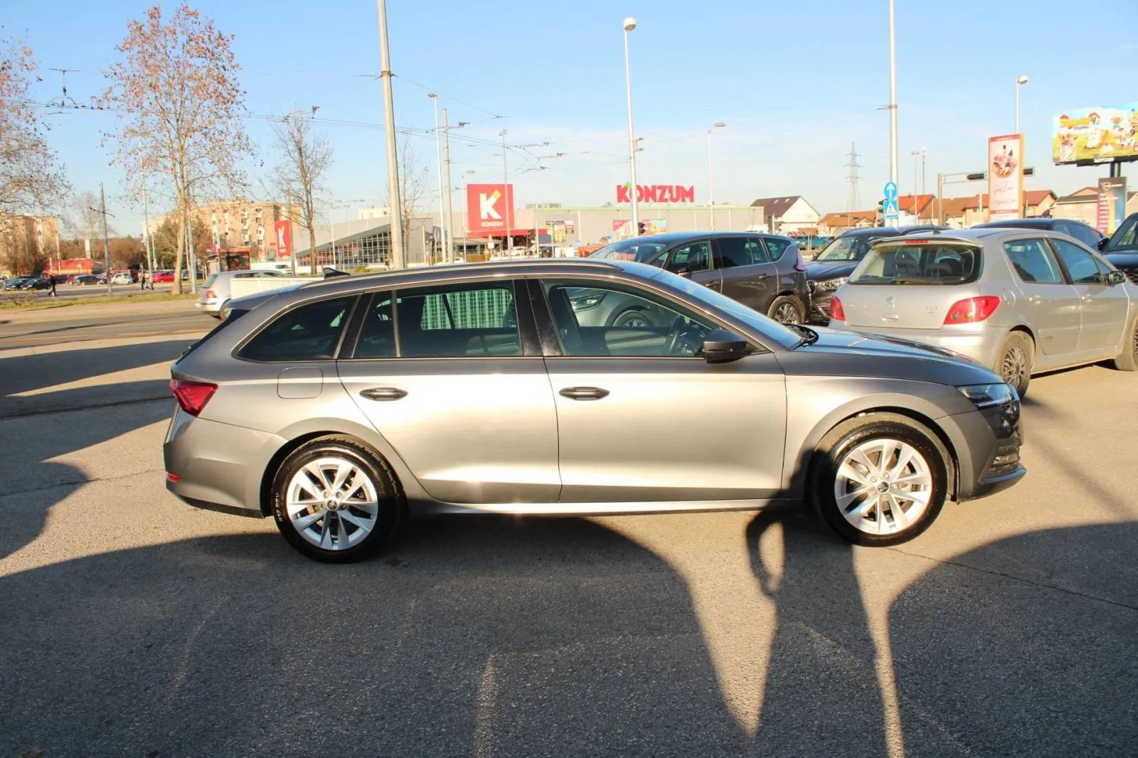 škoda octavia combi 2.0 tdi dsg 150ks *led, navigacija* - slika 3
