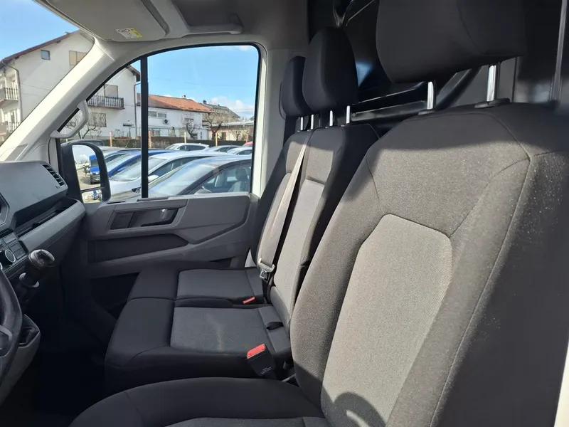 volkswagen crafter 2.0 tdi*140ks*klima*navigacija*park.kamera* - slika 10