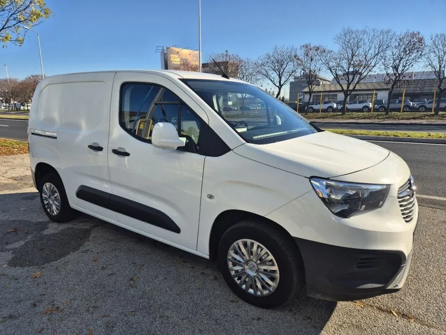 Opel Combo 1.5 Cdti, Odlično Stanje, Garancija Na Vozilo - Zagreb